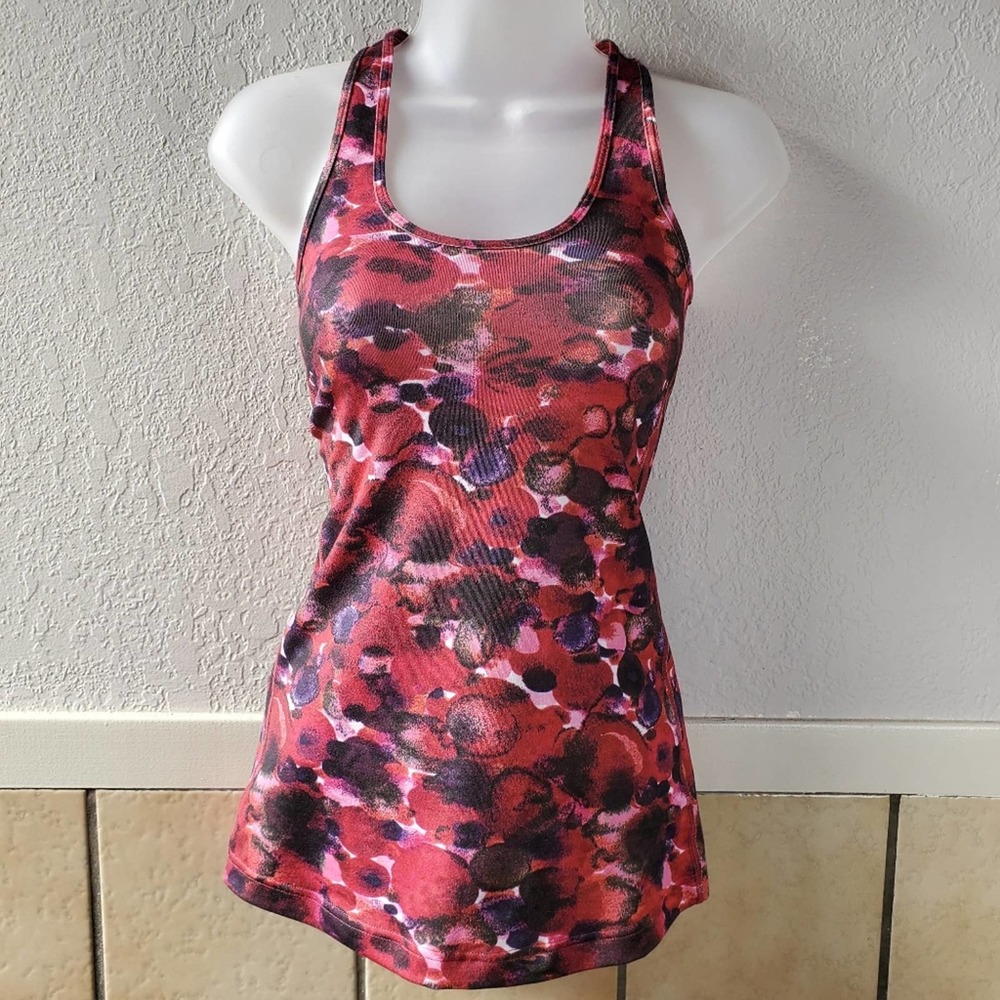 Lululemon Maroon abstract print racer back tank Size 4